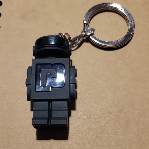 Black Robot Keychain - Picture 1 of 1